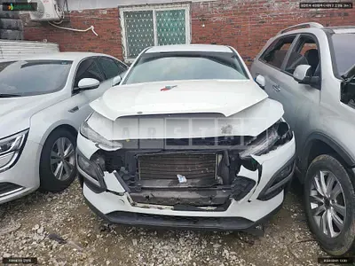 Photo 1 of 11: 2018 Hyundai Kona, VIN KMHK4815GJU108235 — Korean insurance auction