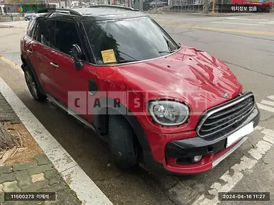 Photo 1 of 34: 2019 MINI Cooper Countryman, VIN WMWYU910XK3H02421 — Korean insurance auction