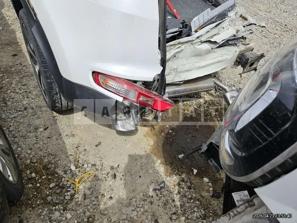 Photo 2 of 21: 2016 Kia Sportage — Korean insurance auction