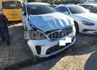 Photo 1 of 18: 2020 Kia Sorento, VIN KNAPG81BBLA610348 — Korean insurance auction