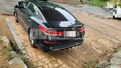 Photo 1 of 8: 2018 Kia K5 2.0 LPI, VIN KNAGS416BKA288705 — Korean insurance auction