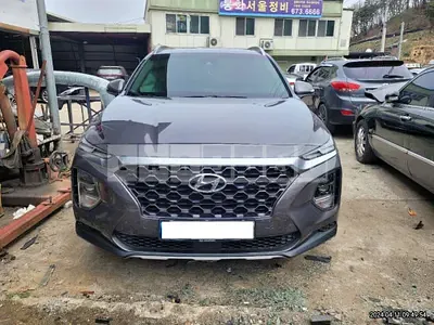 Photo 1 of 50: 2020 Hyundai Santa Fe — Korean insurance auction