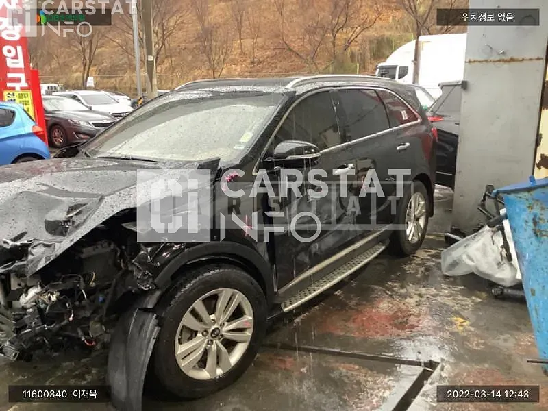 Photo 2 of 13: 2015 Kia Sorento, VIN KNAPS81ABGA129993 — Korean insurance auction