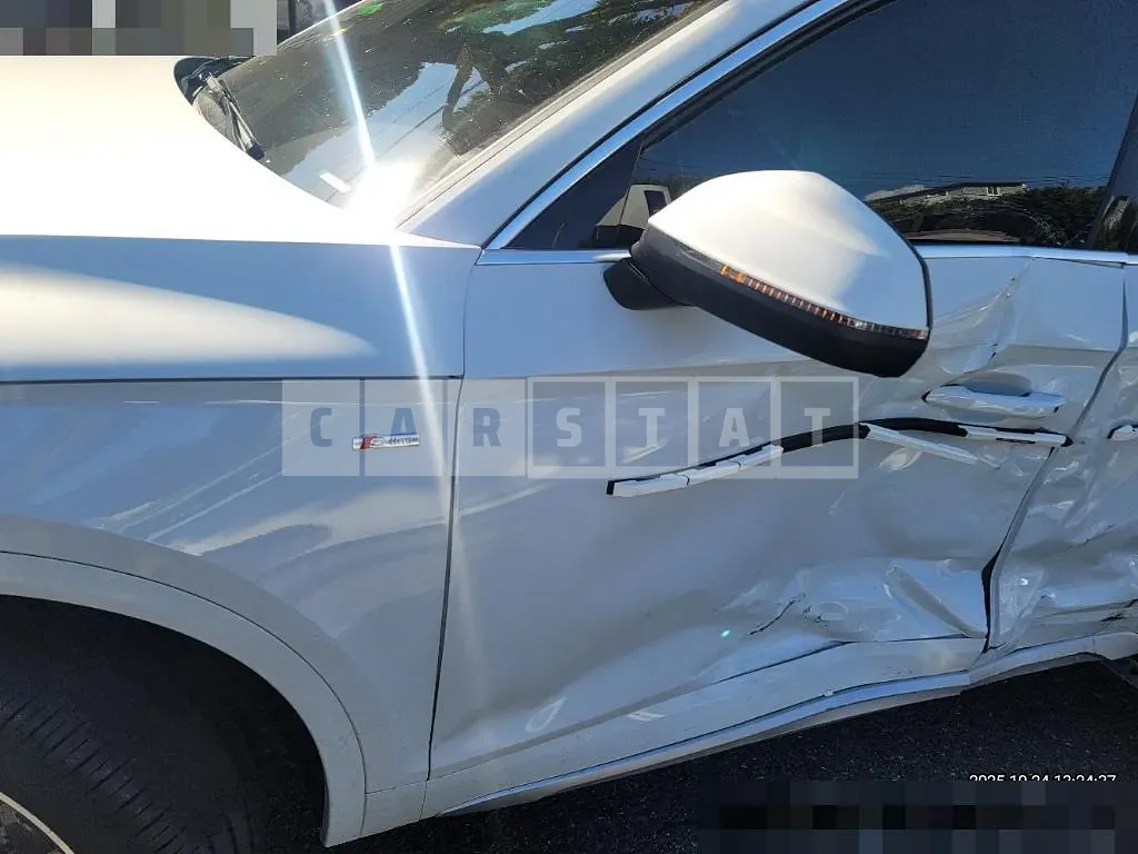 Photo 2 of 12: 2023 Audi Q5 45 TFSI quattro — Korean insurance auction