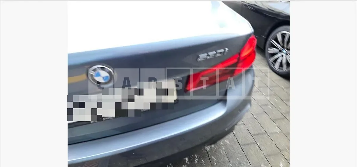 Photo 2 of 33: 2017 BMW 530i xDrive — Korean insurance auction