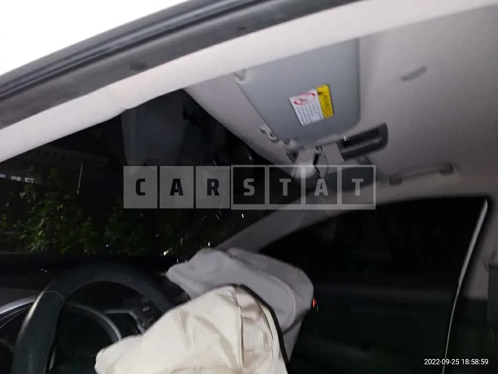 Photo 2 of 16: 2015 Kia Sportage, VIN KNAPC813BFK777430 — Korean insurance auction