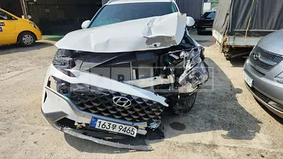 Photo 1 of 8: 2023 Hyundai Santa Fe — Korean insurance auction