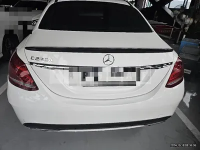 Photo 1 of 36: 2017 Mercedes-Benz C220 d — Korean insurance auction