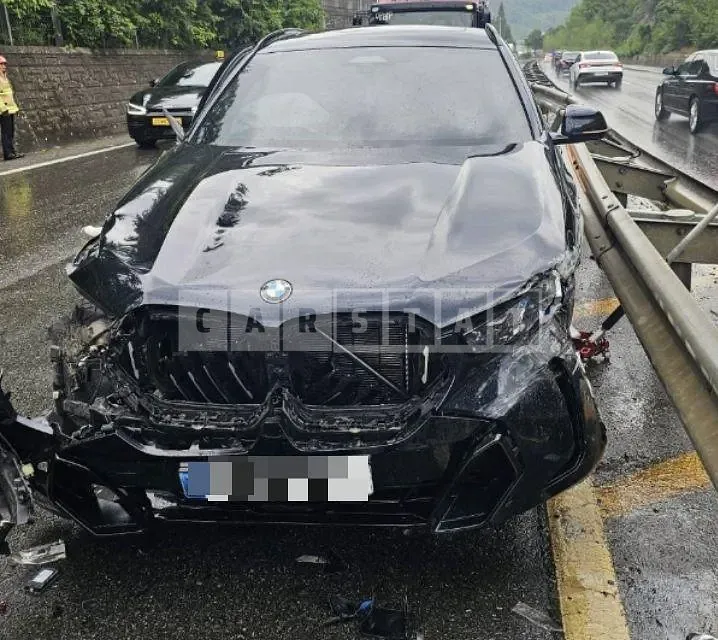 Photo 2 of 29: 2025 BMW X6 xDrive40i M Sport — Korean insurance auction