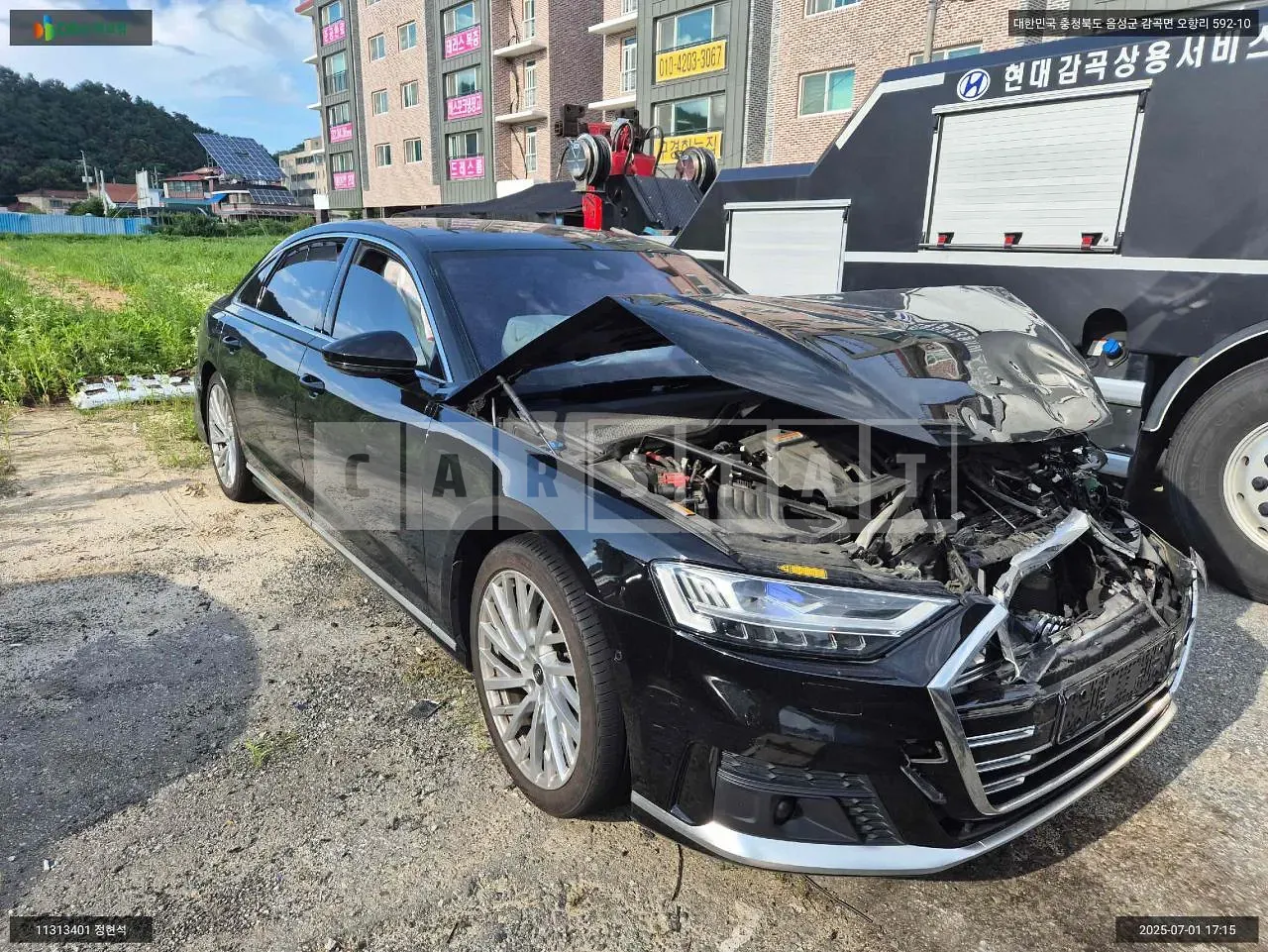 Photo 2 of 19: 2021 Audi A8L 55 TFSI quattro, VIN WAUZZZF87MN018550 — Korean insurance auction