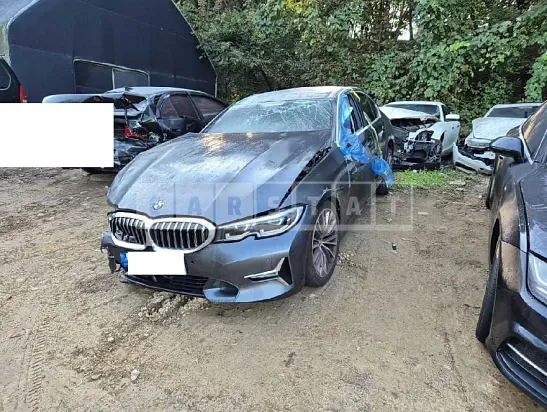 Photo 2 of 20: 2022 BMW 320i, VIN WBA5X5109NFM78691 — Korean insurance auction