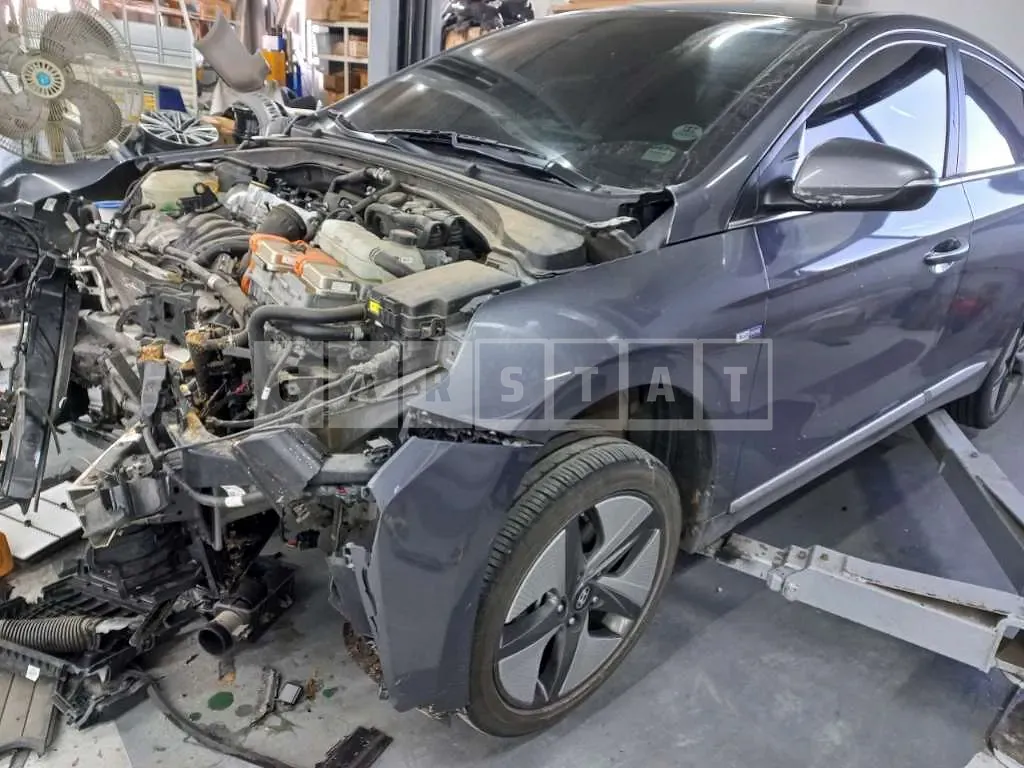 Photo 2 of 6: 2020 Hyundai Modern Ionic, VIN KMHC051CGLU209308 — Korean insurance auction