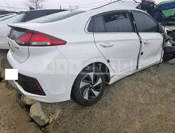 Photo 2 of 5: 2016 Hyundai Modern Ionic, VIN KMHC851CGGU002184 — Korean insurance auction