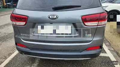Photo 1 of 13: 2016 Kia Sorento 2.2 4WD, VIN KNAPH81BDGA186818 — Korean insurance auction