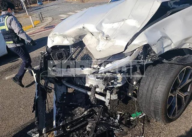 Photo 2 of 50: 2021 BMW X6 xDrive 30d, VIN WBAGT810XM9F06679 — Korean insurance auction