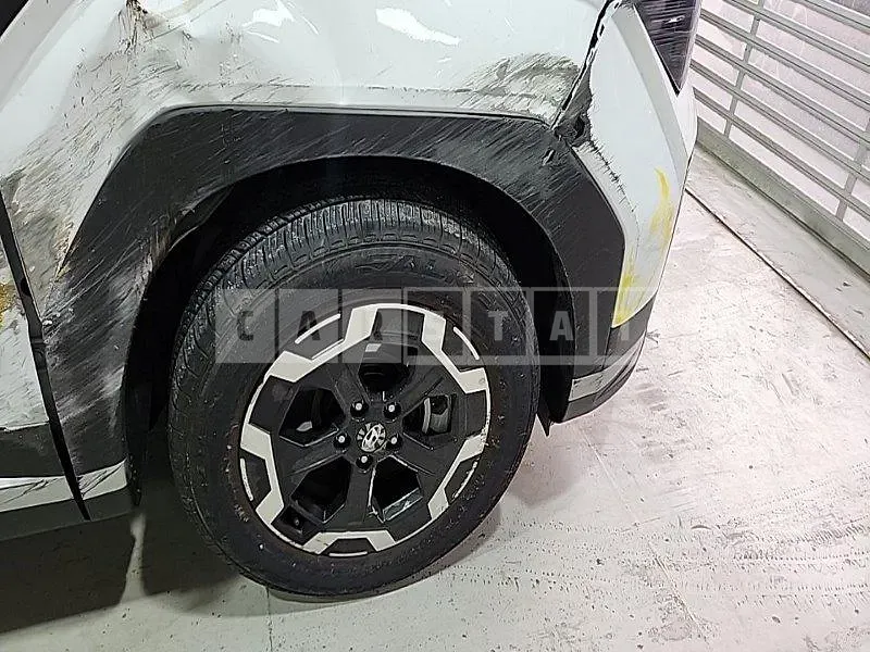 Photo 2 of 16: 2024 Hyundai Santa Fe, VIN KMHP381LGRU037051 — Korean insurance auction
