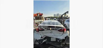 Photo 1 of 15: 2019 Hyundai IONIQ (Hybrid) — Korean insurance auction