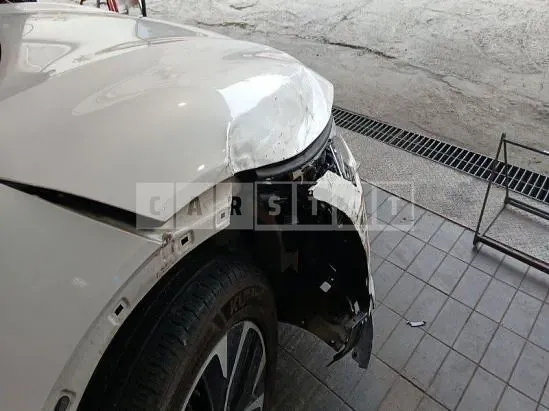Photo 2 of 13: 2022 Kia EV6 — Korean insurance auction
