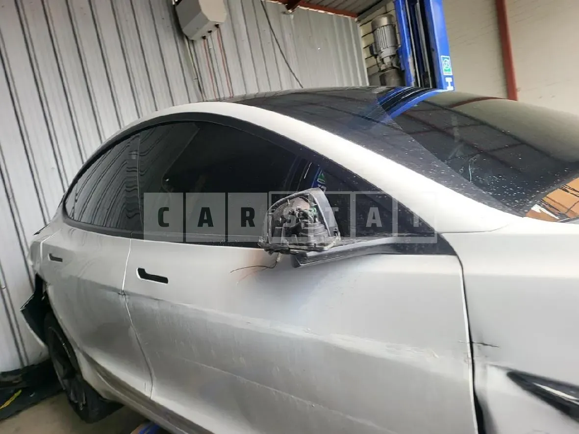 Photo 2 of 9: 2021 Tesla Model 3 Long Range, VIN 5YJ3E1EB2MF951824 — Korean insurance auction