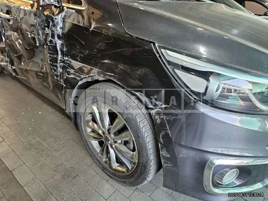 Photo 2 of 20: 2018 Kia Carnival Limousine — Korean insurance auction