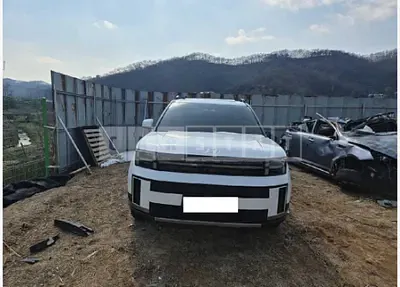 Photo 1 of 17: 2024 Hyundai Santa Fe — Korean insurance auction