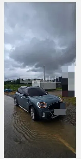 Photo 3 of 3: 2021 MINI Cooper Countryman — Korean insurance auction