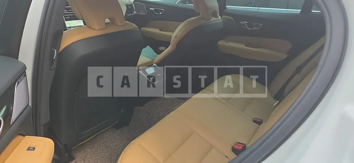 Photo 2 of 20: 2022 Volvo S60B5 — Korean insurance auction
