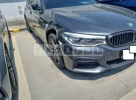 Photo 2 of 15: 2018 BMW 520d xDrive, VIN WBAJC510XJG860324 — Korean insurance auction