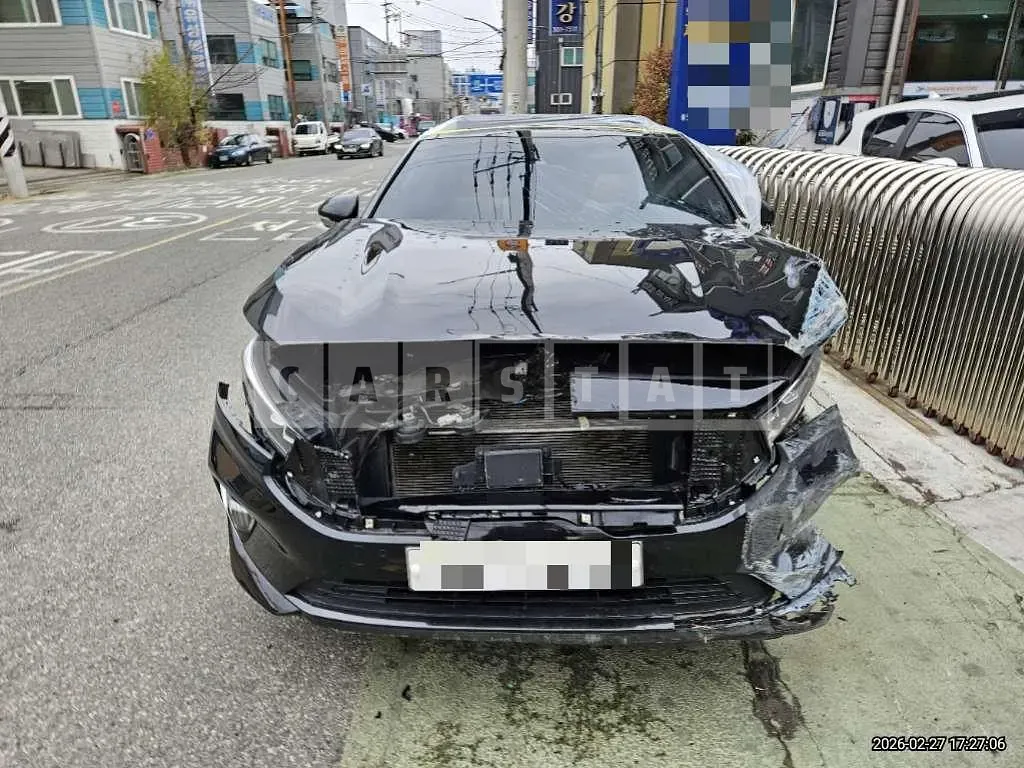 Photo 2 of 43: 2019 Kia K7 3.0 — Korean insurance auction