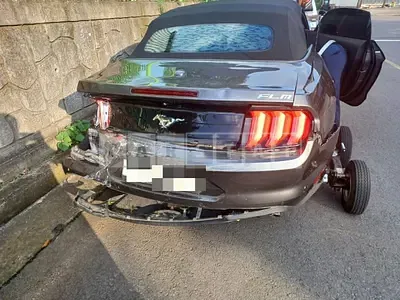Photo 1 of 6: 2019 Ford Mustang 2.3 Convertible, VIN 1FATP8UH6K5139567 — Korean insurance auction