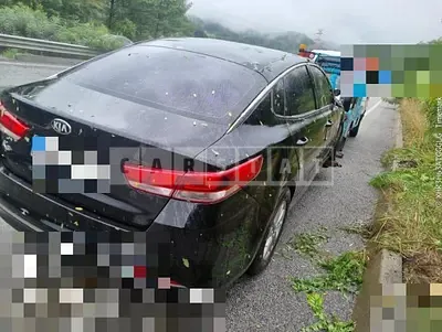 Photo 1 of 10: 2017 Kia K5 LPG — Korean insurance auction
