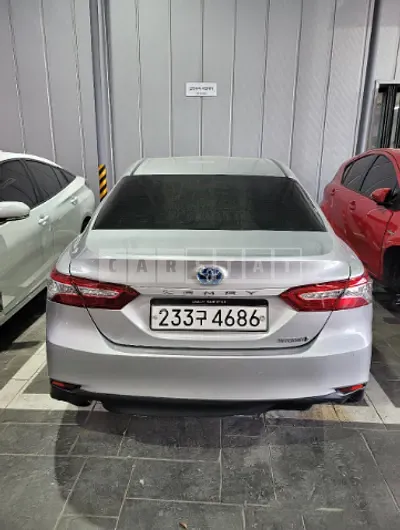 Photo 1 of 19: 2020 Toyota Camry Hybrid, VIN JTNB21HKXL3076340 — Korean insurance auction