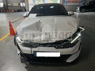 Photo 1 of 24: 2022 Kia K5 — Korean insurance auction