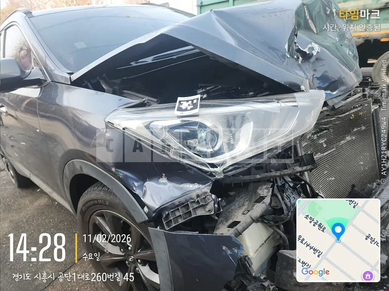 Photo 2 of 6: 2015 Hyundai Santa Fe, VIN KMHSW81UBGU550581 — Korean insurance auction