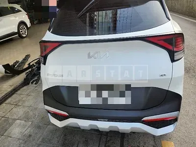 Photo 1 of 12: 2021 Kia Sportage 4WD — Korean insurance auction