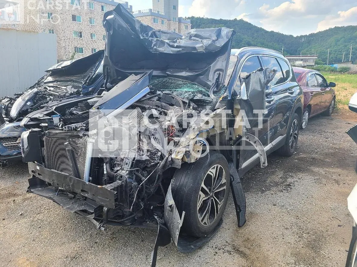 Photo 2 of 6: 2018 Hyundai Santa Fe 2.0, VIN KMHS381BBKU036294 — Korean insurance auction
