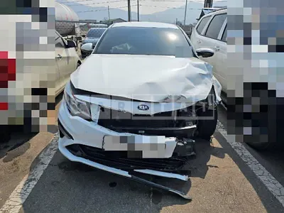 Photo 1 of 14: 2018 Kia K5 2.0(LPG), VIN KNAGT416BKA309881 — Korean insurance auction