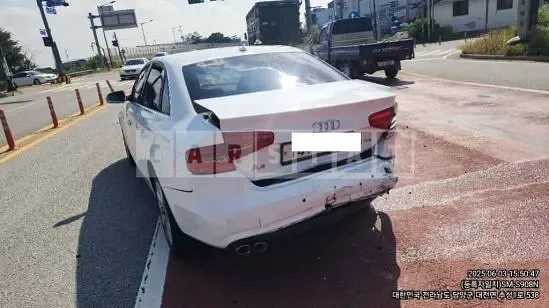 Photo 2 of 8: 2015 Audi A4 30 TDI — Korean insurance auction
