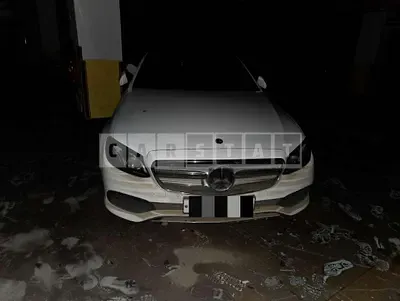 Photo 1 of 7: 2016 Mercedes-Benz E300 — Korean insurance auction