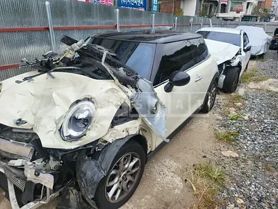 Photo 1 of 11: 2018 MINI Cooper — Korean insurance auction