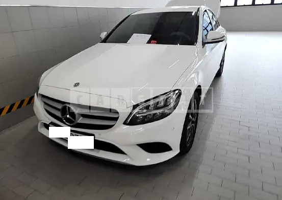 Photo 2 of 50: 2020 Mercedes-Benz C 200, VIN W1KWF8AB7LR571689 — Korean insurance auction