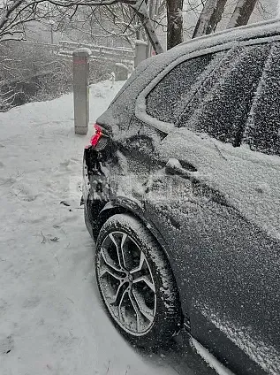 Photo 2 of 9: 2022 BMW X5 xDrive 30d, VIN WBAJU810XN9L27804 — Korean insurance auction