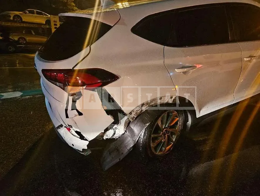 Photo 2 of 18: 2018 Hyundai Tucson TL — Korean insurance auction