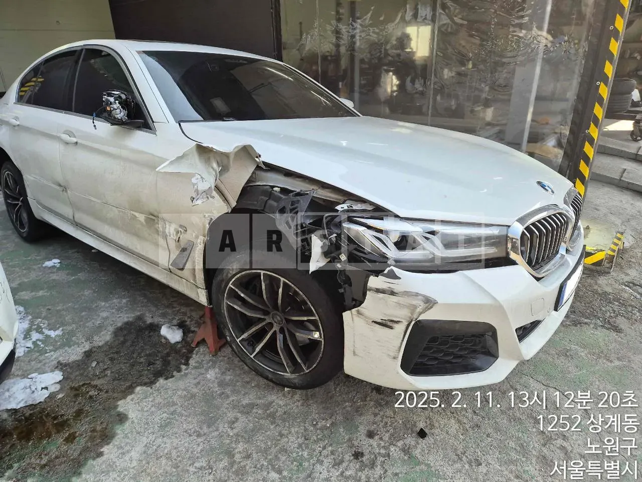 Photo 2 of 9: 2023 BMW 520i, VIN WBA11BH06PCN44056 — Korean insurance auction