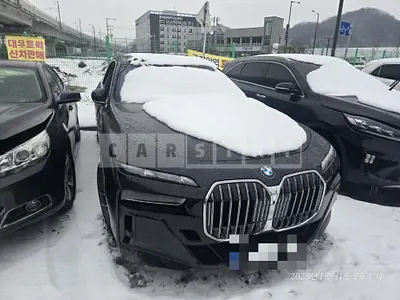 Photo 1 of 12: 2023 BMW 740i xDrive — Korean insurance auction
