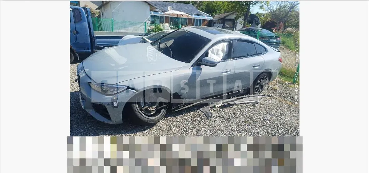 Photo 2 of 14: 2022 BMW i4 eDrive40 — Korean insurance auction