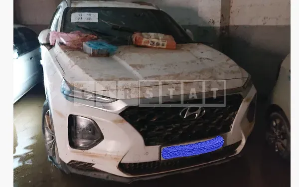 Photo 2 of 2: 2020 Hyundai Santa Fe, VIN KMHS281BBLU264381 — Korean insurance auction