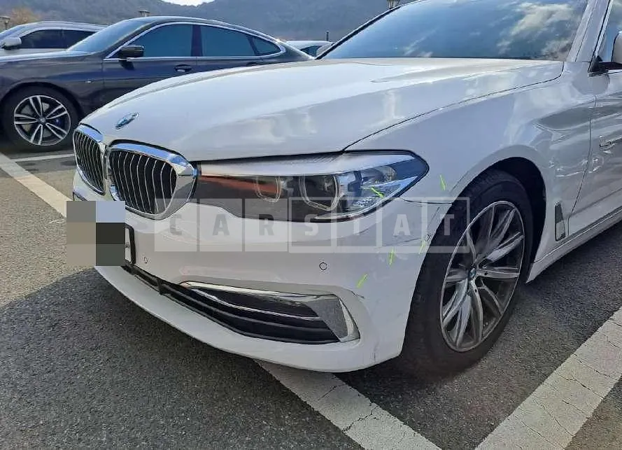 Photo 2 of 3: 2019 BMW (parts) 520i Luxury Light — Korean insurance auction
