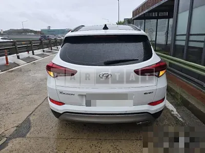 Photo 1 of 7: 2016 Hyundai Tucson 1.7 — Korean insurance auction