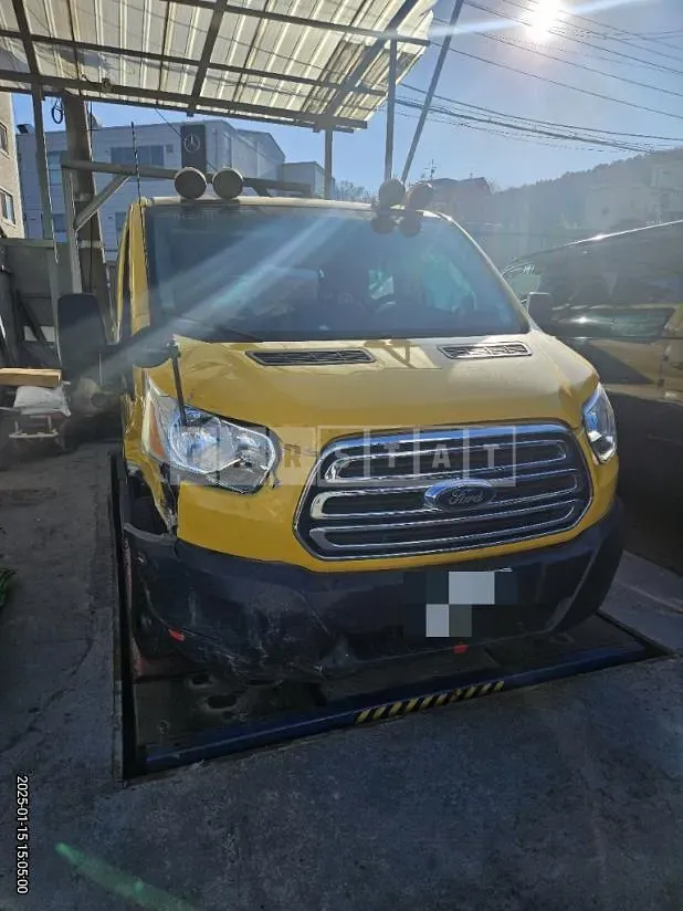 Photo 2 of 23: 2017 Ford Transit — Korean insurance auction